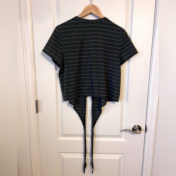 Lululemon Women’s Time to Restore Crop Tie Short Sleeve crewneck - Picture 3 of 4